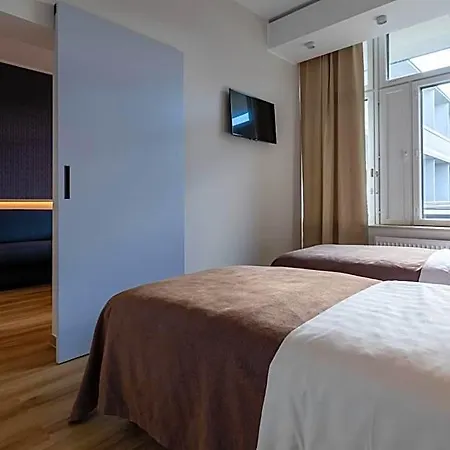 Tervis Hotel 2*